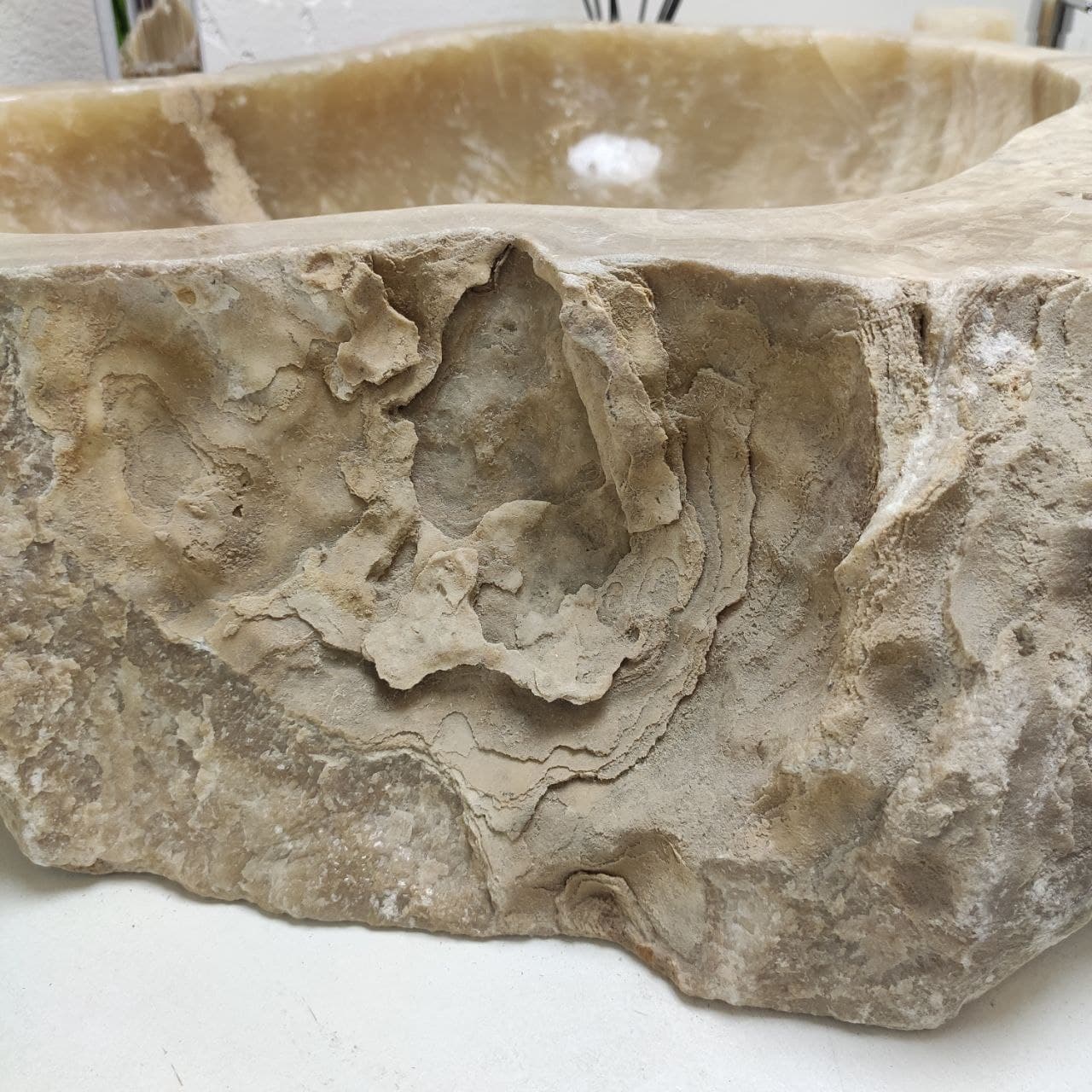 lyaeyq5u19nfblobhrt1jk6ca6rurwhd