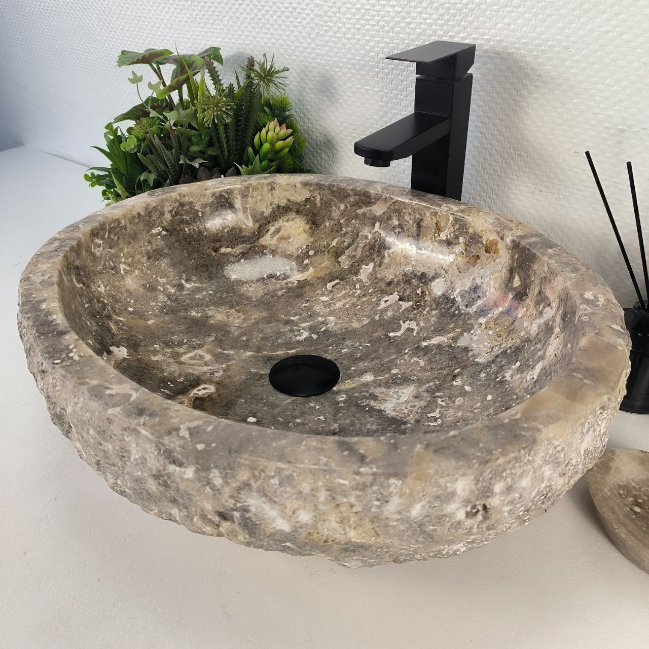 4nauzms67dl2lcjf7yqz6nvdrucbcb9v