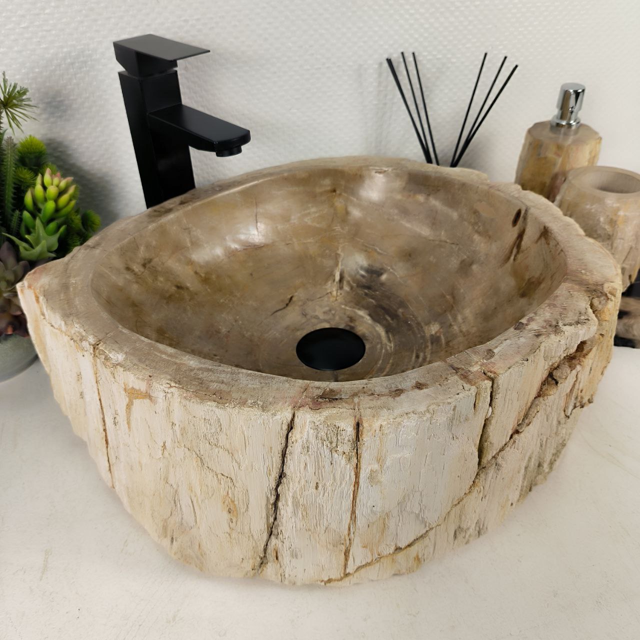 kku4ehm1a1m7cja1lqp0x8j5f6fj3orw