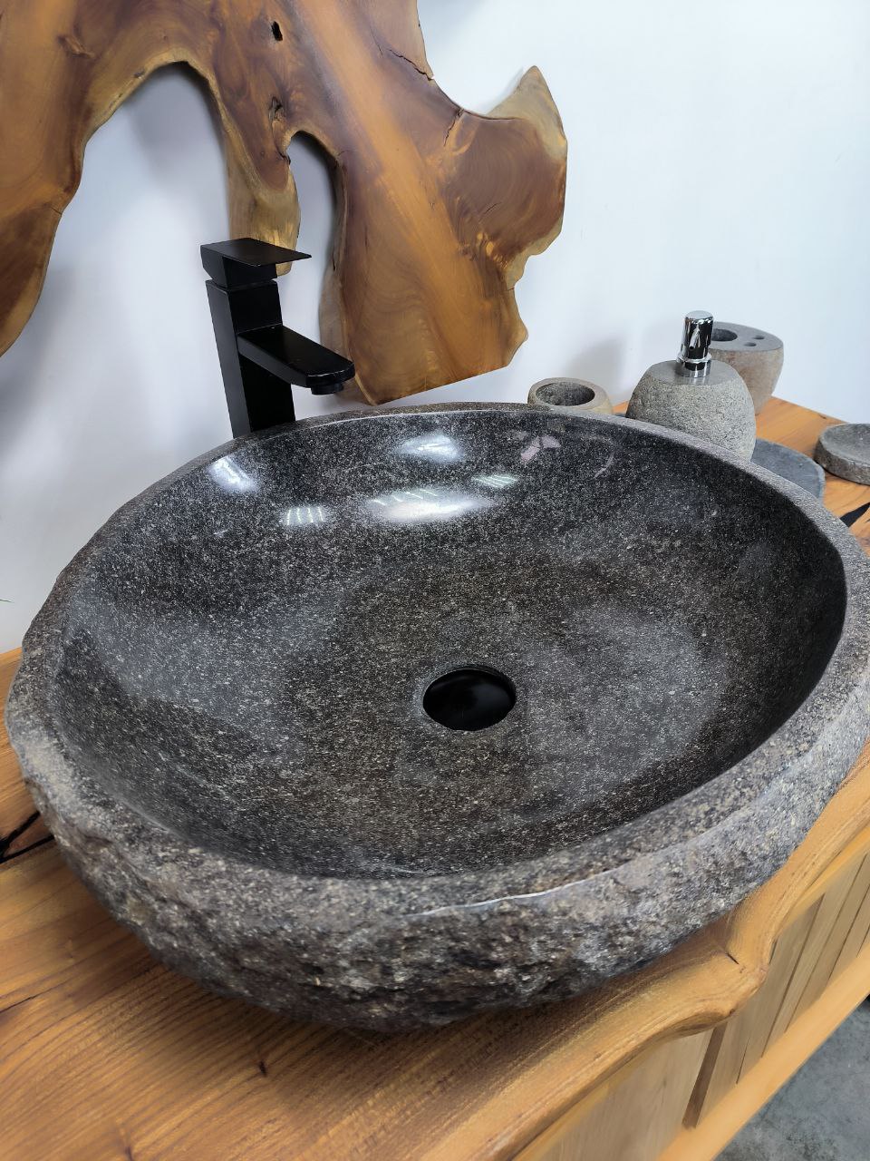 5eb85cf9-5fd1-4ef0-873f-d4e1dded2c36