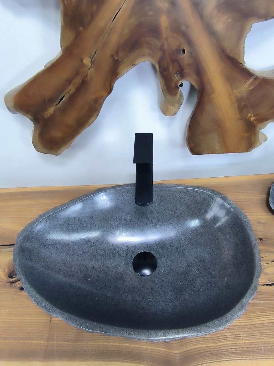 Раковина из речного камня RS-66421 56х37х15 из натурального камня