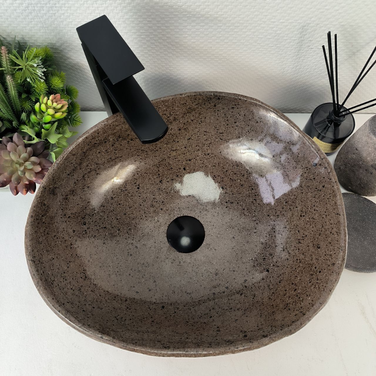 Раковина из речного камня RS-65209 45*39*15 из натурального камня