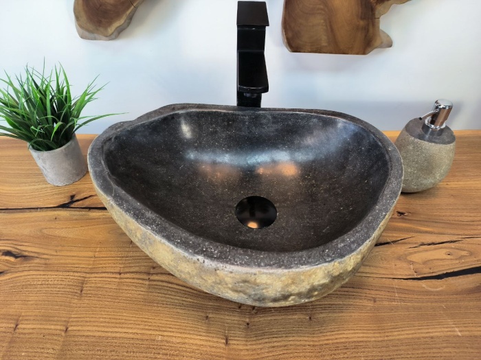 photo_2025-05-16_10-40-07