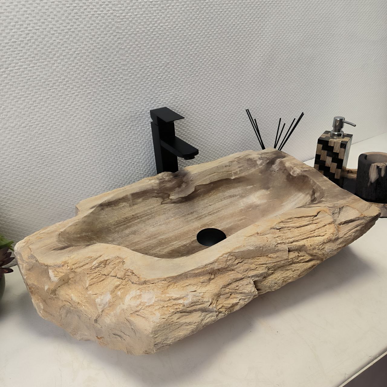 5wpmtu56jdof6wsebpk4v7456ulpocld