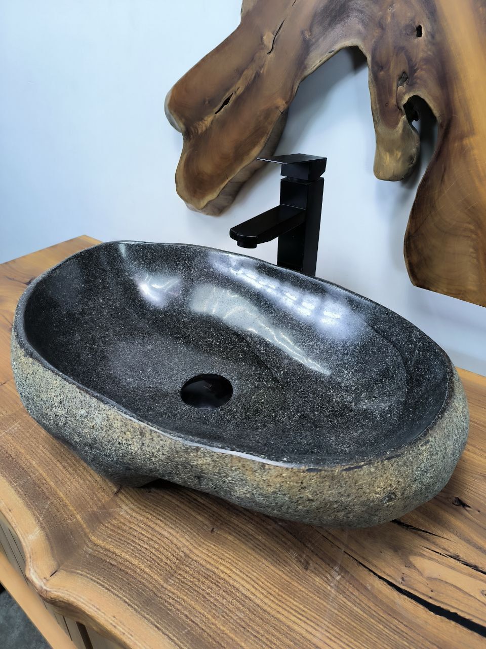 Раковина из речного камня RS-66411 56х35х15 из натурального камня