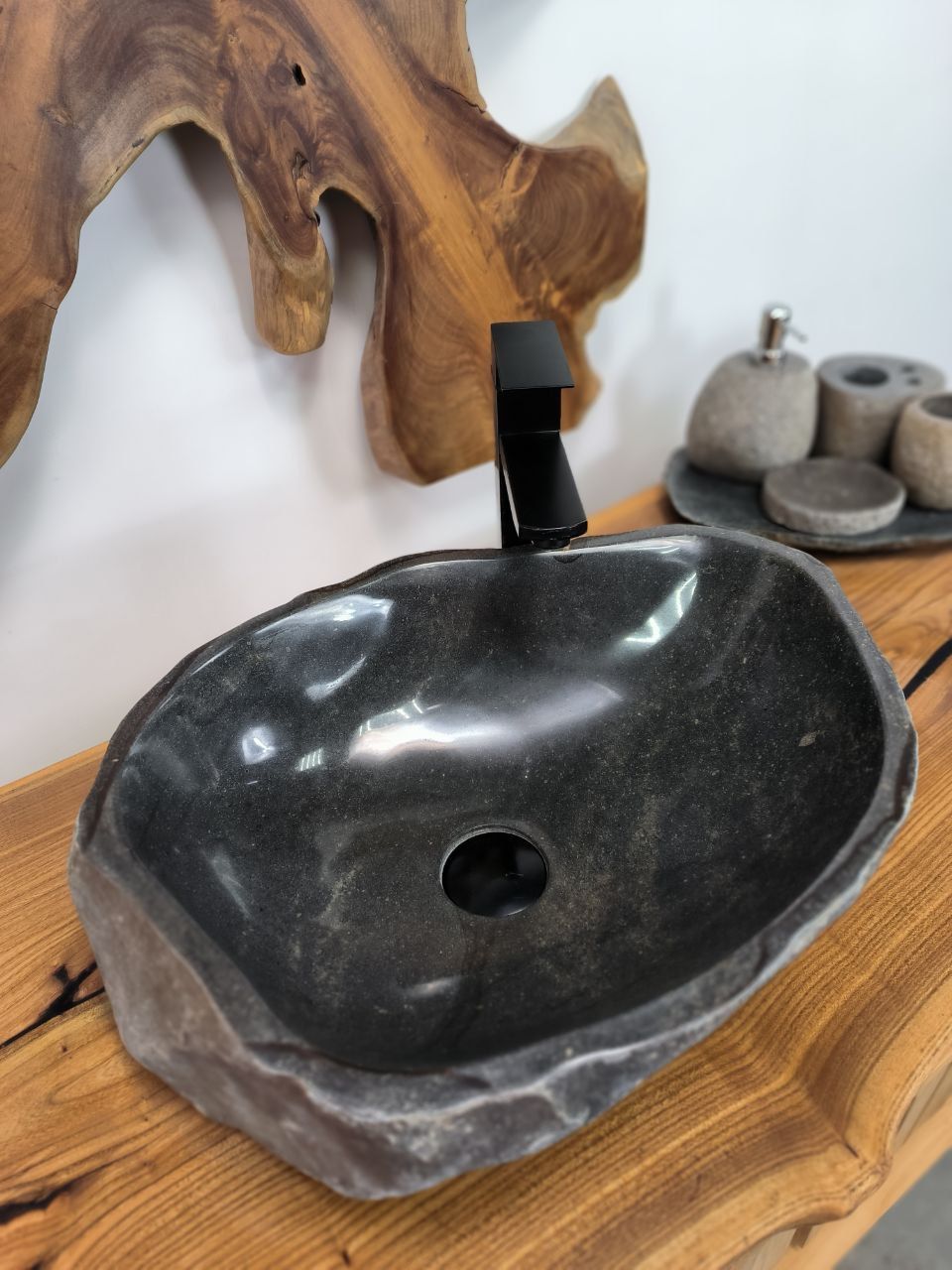 Раковина из речного камня RS-66448 49х37х15 из натурального камня