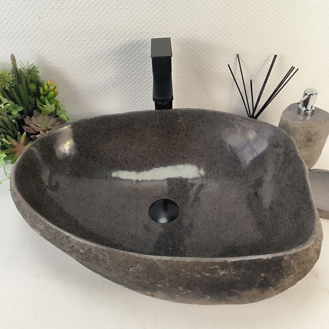 hub3v4gzt9af339sz1j9b42vfvabrg6j