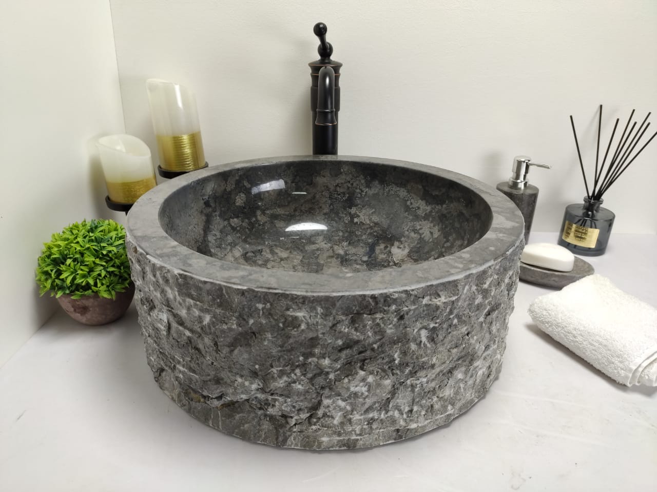 a49d6aa8e815b0be39267a12dc3ff327