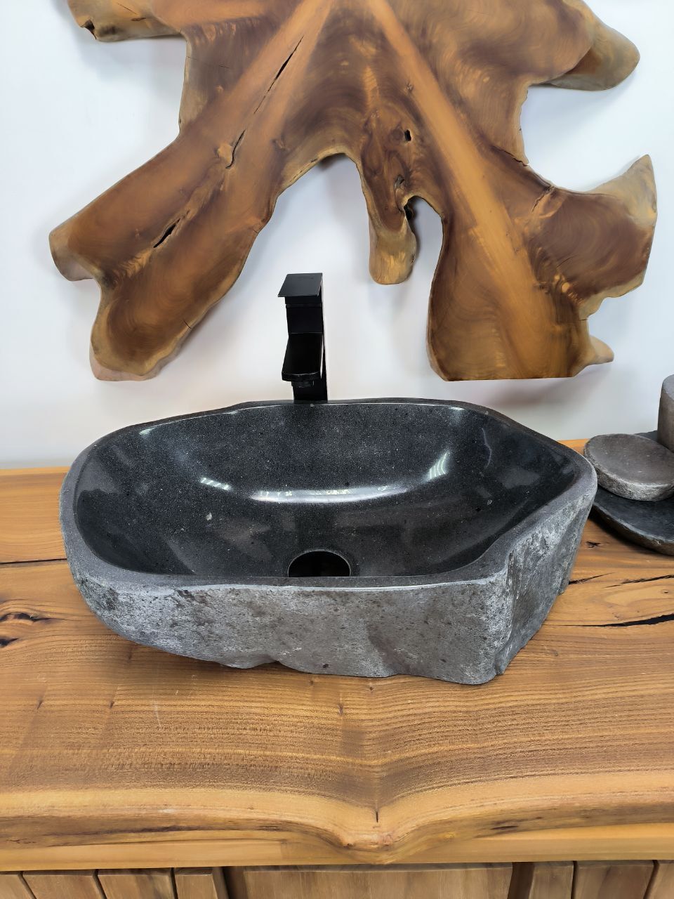 Раковина из речного камня RS-66330 52х35х15 из натурального камня