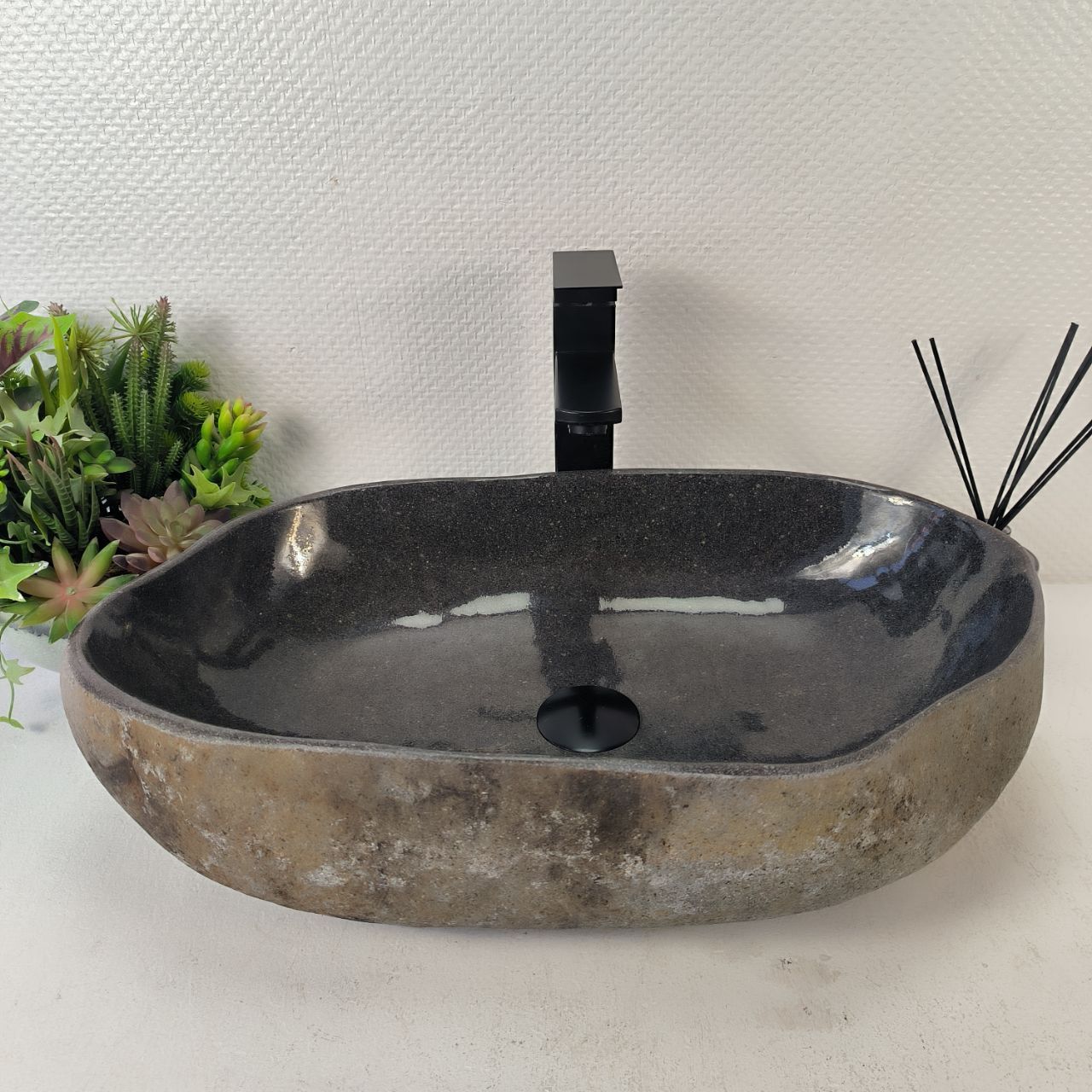 Раковина из речного камня RS-65314 53*35*15 из натурального камня