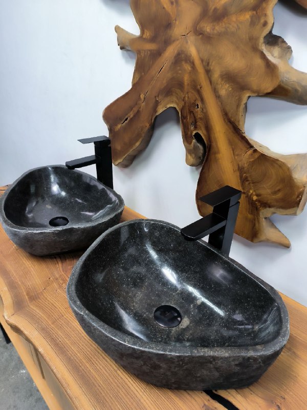 0c554b3c-6d16-416a-88b3-bbbd205e70e7