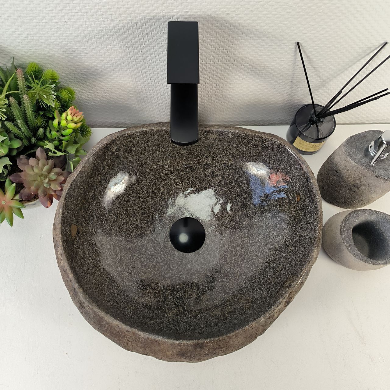 Раковина из речного камня RS-65417 42*39*15 из натурального камня