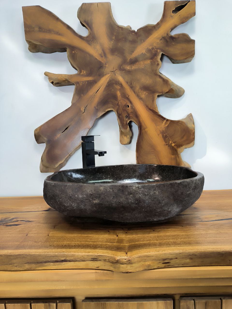 1c1a6ffd-f109-4e96-bfcd-3eaeed7c7e2a