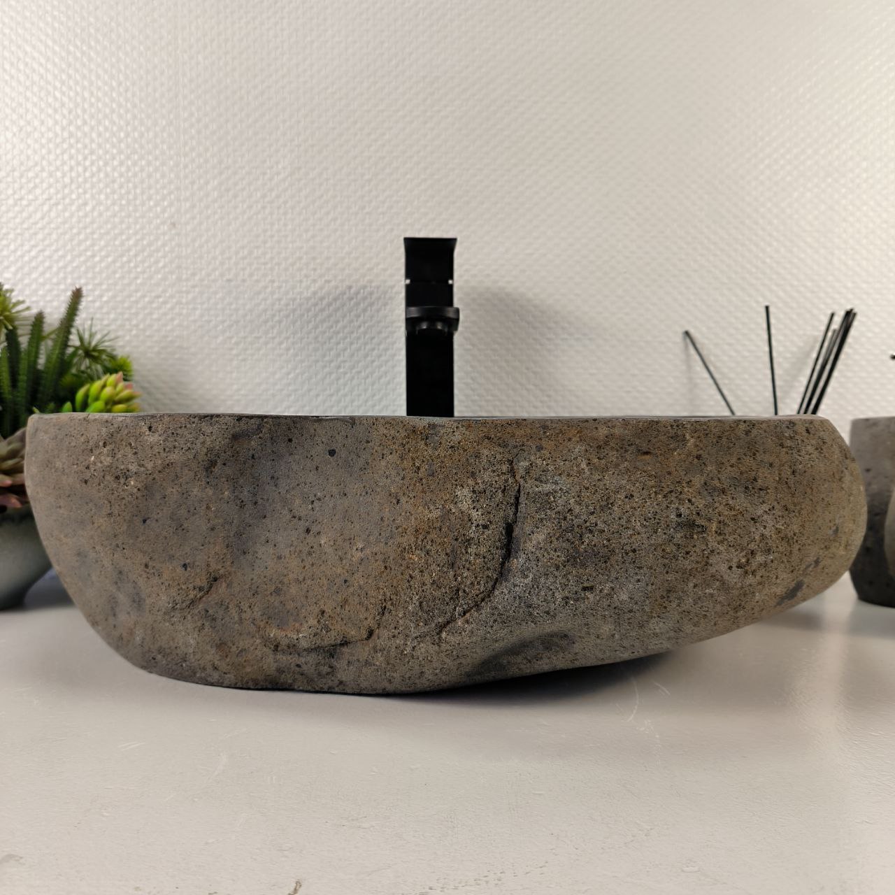 photo_2024-05-03_16-20-57