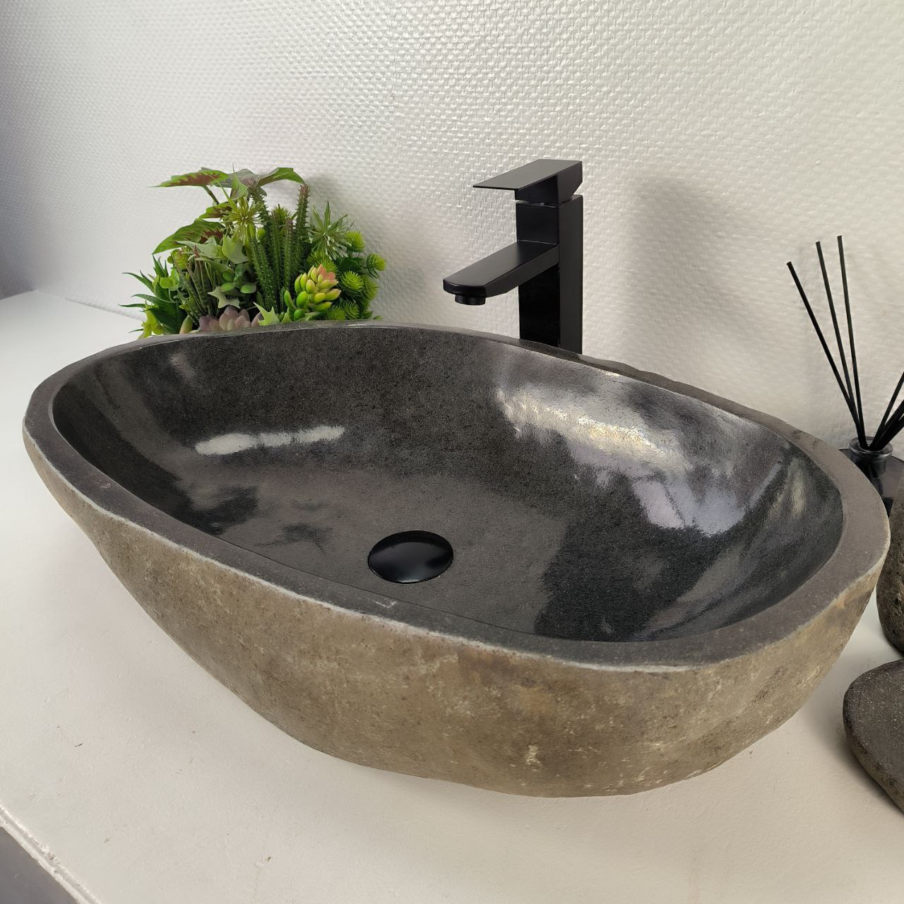 qo9qpa57fnxm27tg7bnyqznnn39i1cov