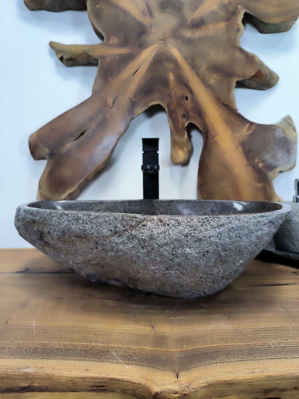 24b5f5a1-e9dc-4ffe-917f-582a819b775b