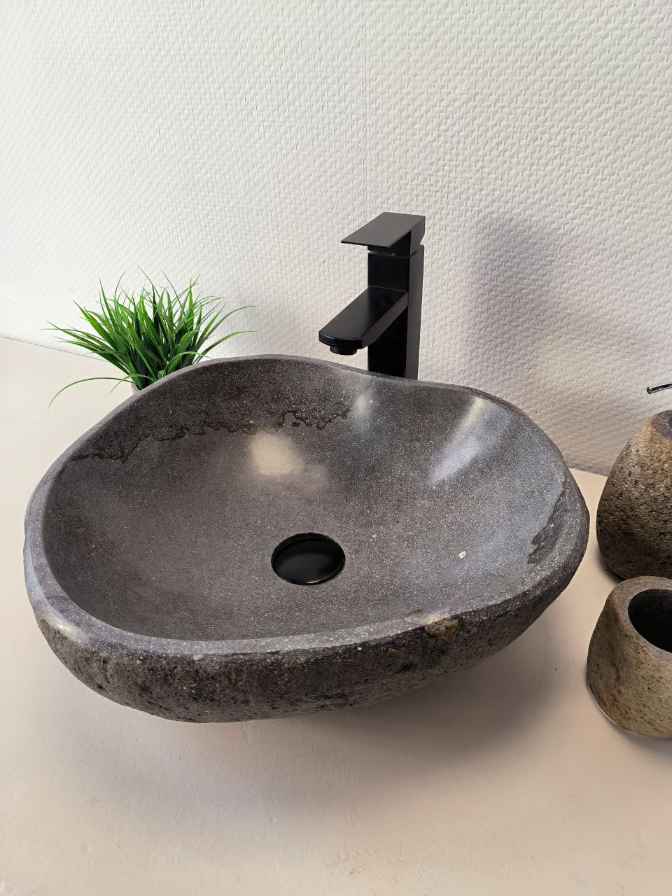 Раковина из речного камня RS-65988 43х40х15 из натурального камня