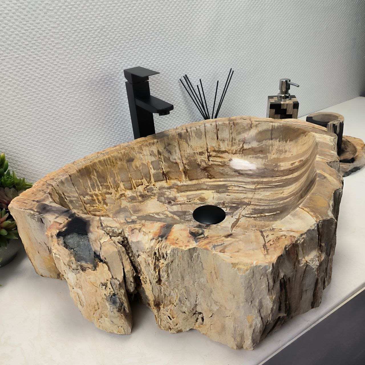 4zmzz6cym42fol6spkij84bg30vtu53s