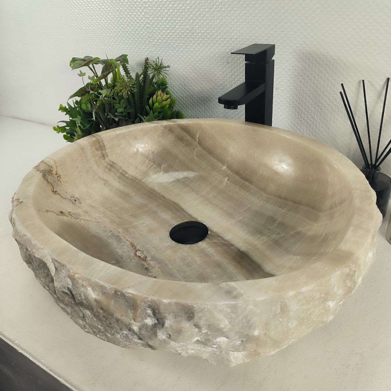 z0ax2bz1jbovqihrx58dv59lcurk3h2a