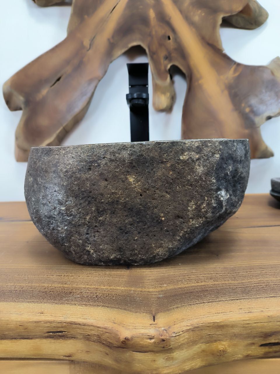 Раковина из речного камня RS-66318 33х32х15 из натурального камня