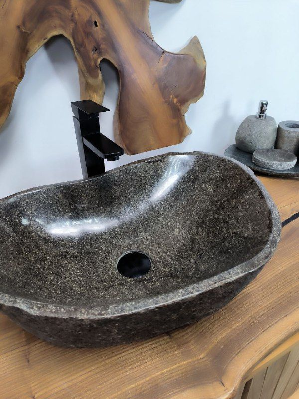 Раковина из речного камня RS-66389 56х38х15 из натурального камня