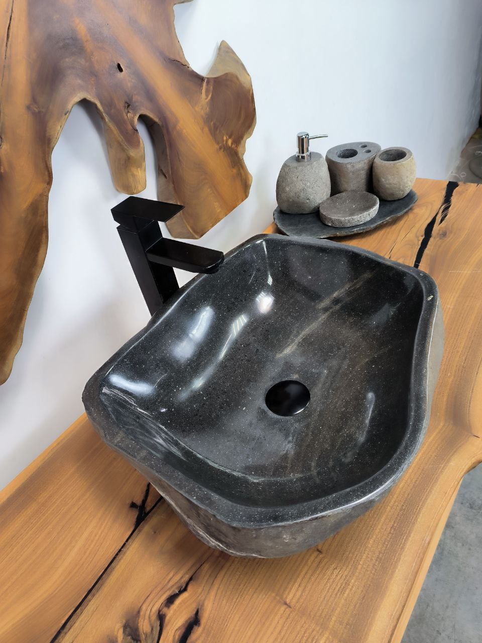 1d335a3e-bdce-4e22-9e4b-76708540afae