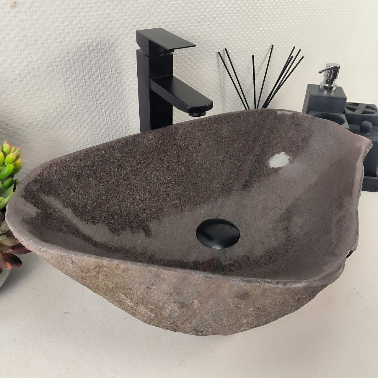 71f9p51j8zwovio1zfni66hrvt3gvwhh