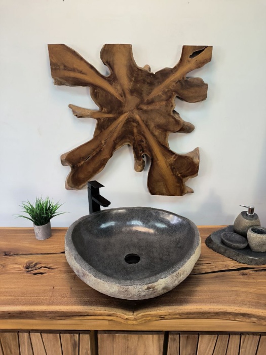 photo_2025-05-17_09-27-27