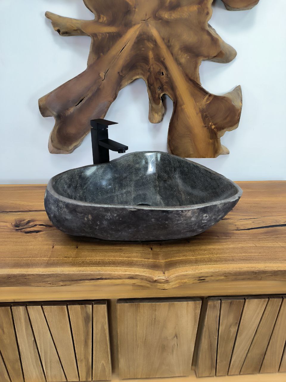 7cd780db-0d54-493b-b962-c054f09fb8e6