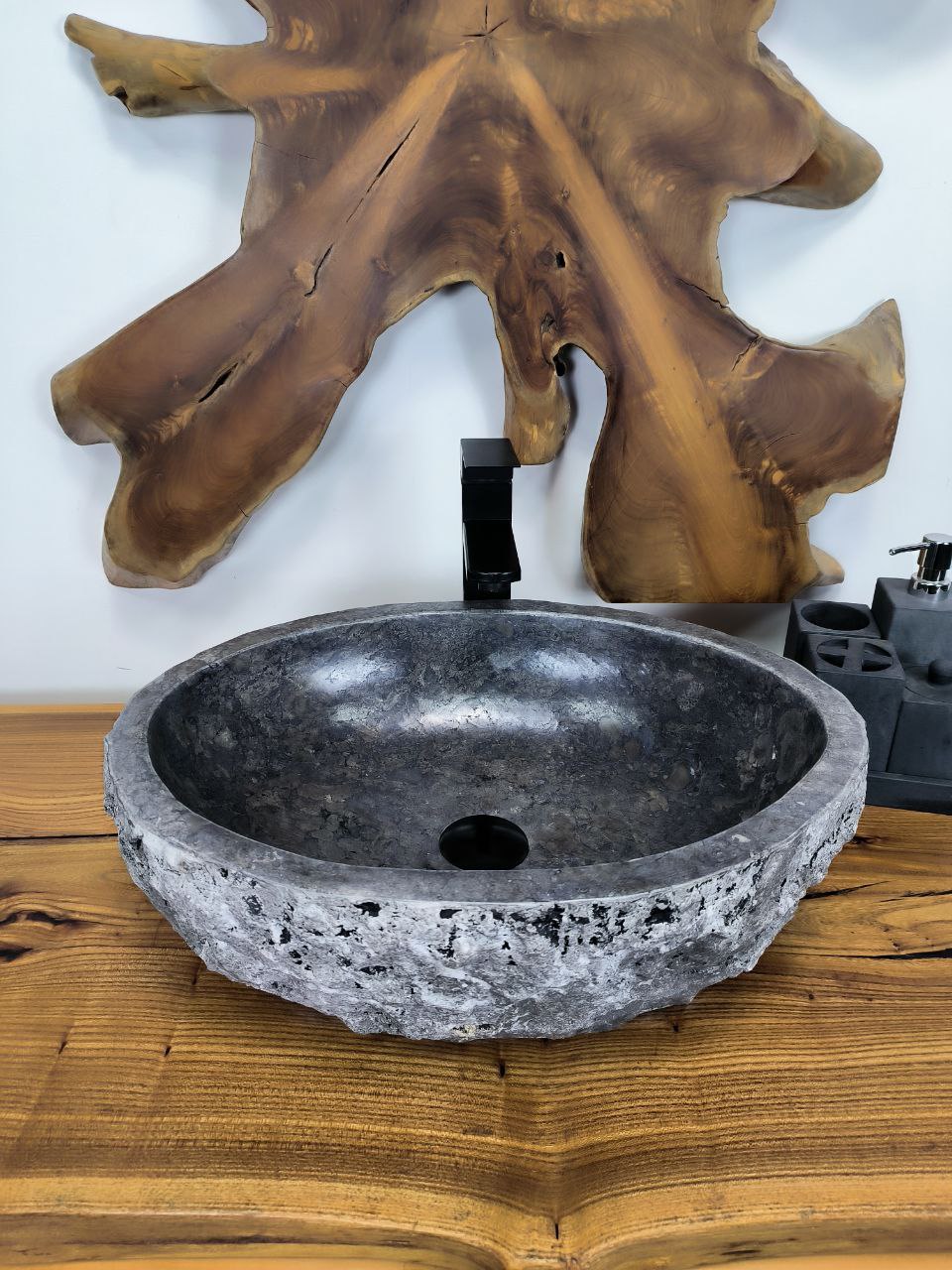 0e7c04d1-d938-474e-b679-e67d26aeec9f