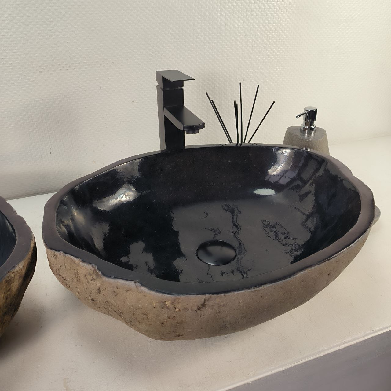 ar12zhbt0px5cytt0pzygeosg387qnts