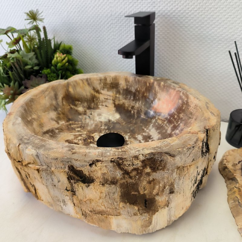 c382jvlq5trx0miinsg884uzr2sfaxaa