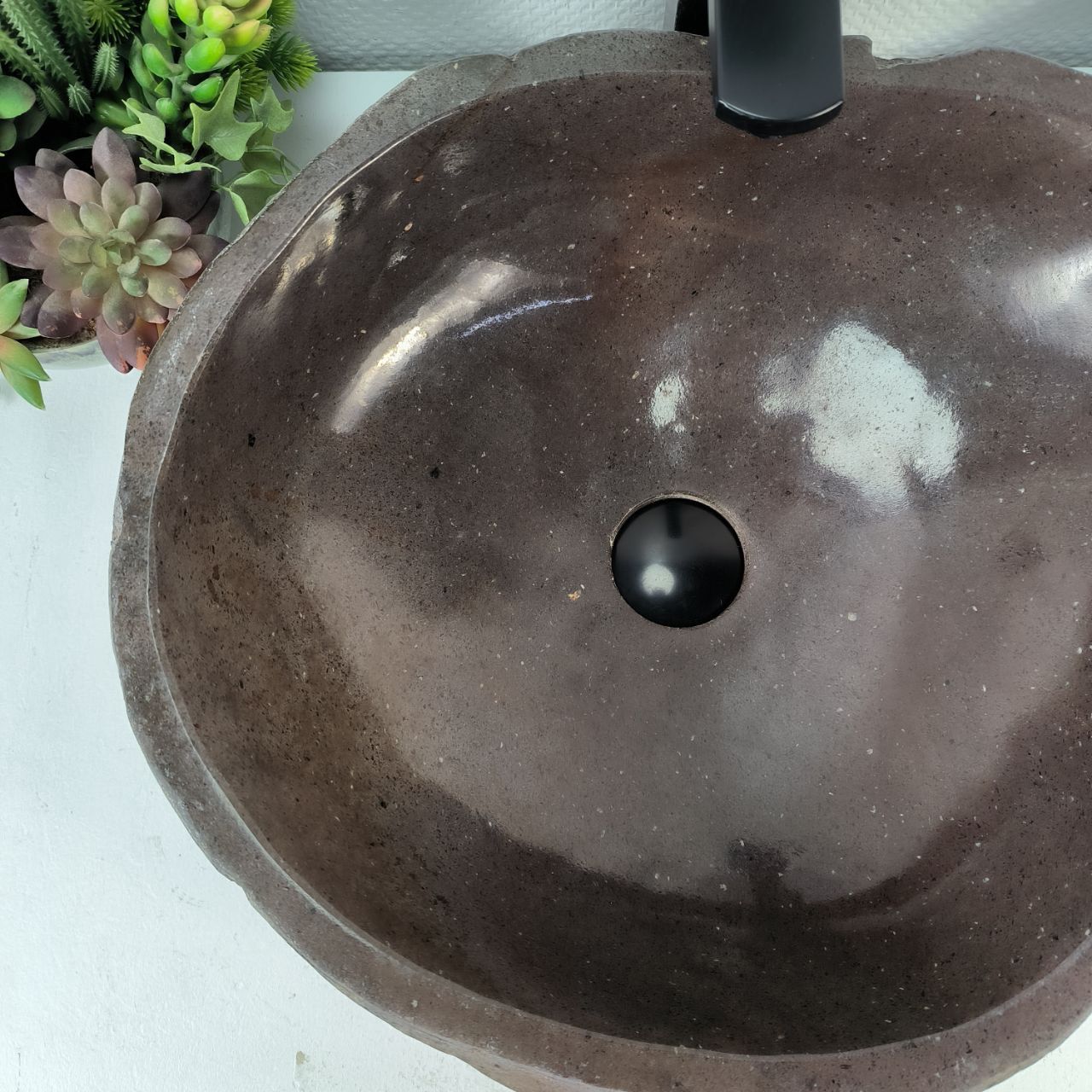 Раковина из речного камня RS-65291 48*45*15 из натурального камня