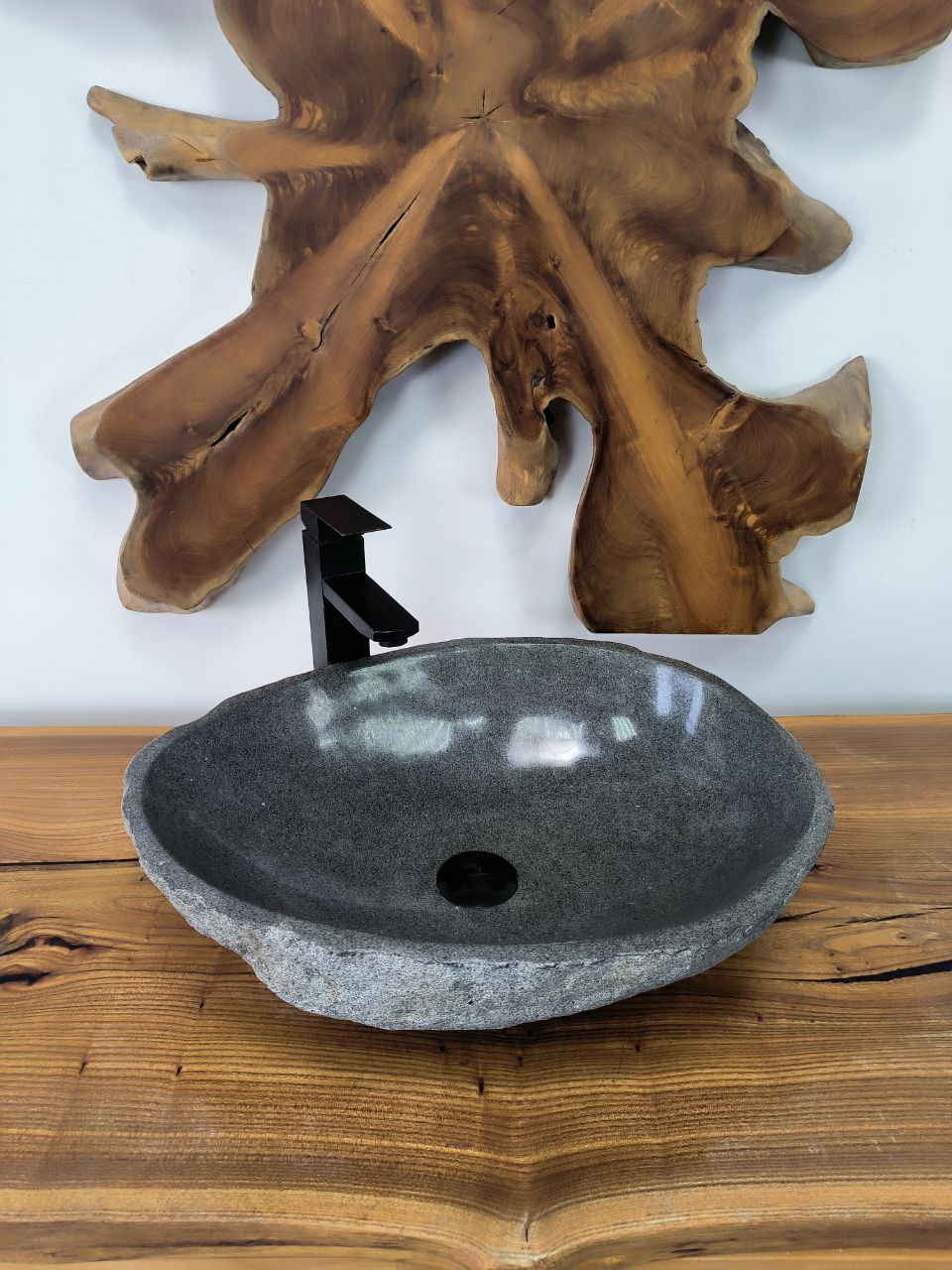 9f9b836f-6cff-4207-a456-6886a826d6d3