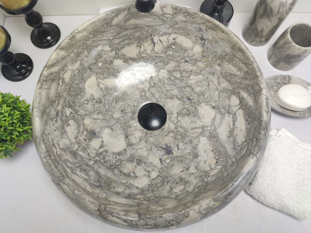 8bbbae542acfa1a3199a7ddfa840ed85