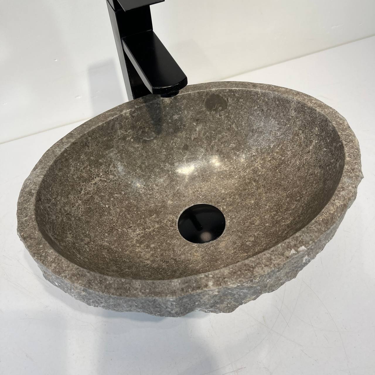 Раковина из мрамора Erozy Grey EM-67042 39*30*14 из натурального камня