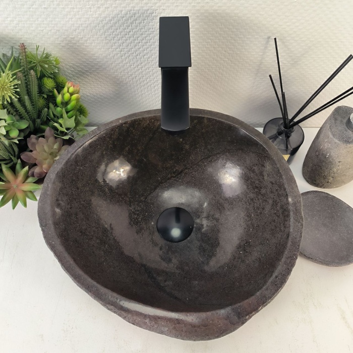 vkbuymr8ngk1japts2fmdg8929zynolk