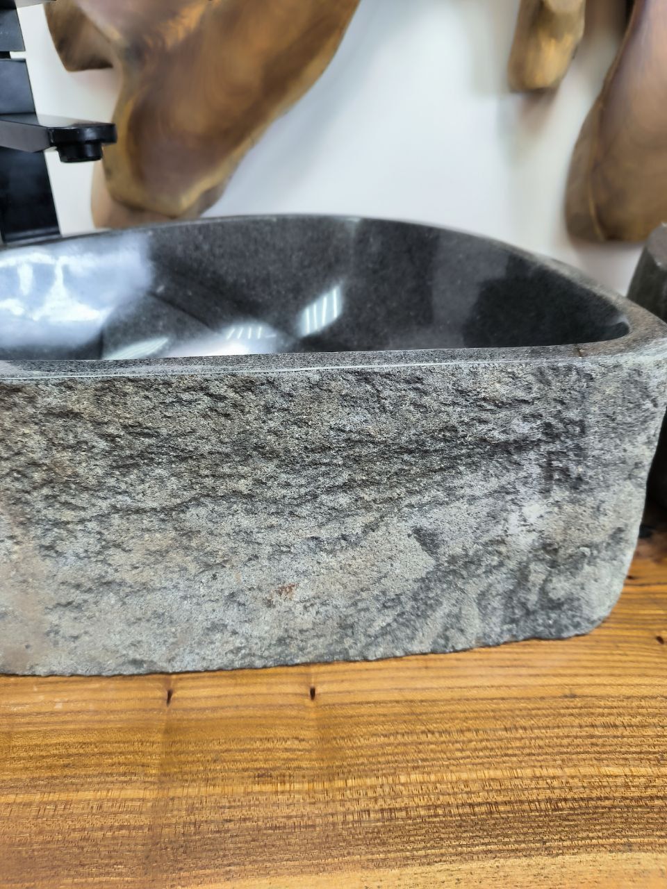 Раковина из речного камня ПАРА! RS-66554 47x32x15 натурального камня