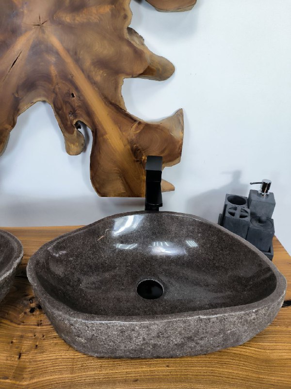 3dc77fa9-9173-46cd-b55b-6b8264aa28db