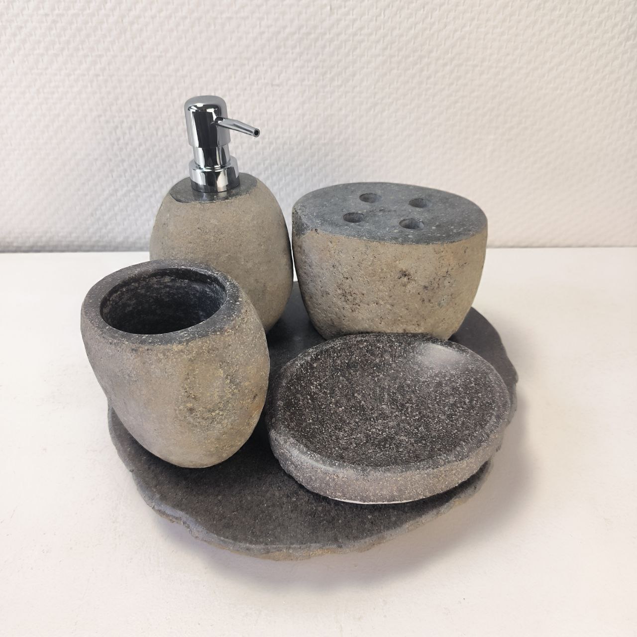 q4uw37r2l1661kfq0x87g7zwutx04pq6