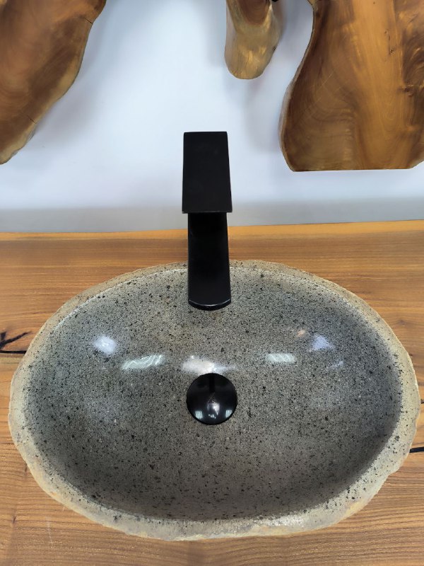 6b571bba-ff8c-45e5-a538-c69d6d8ffc56