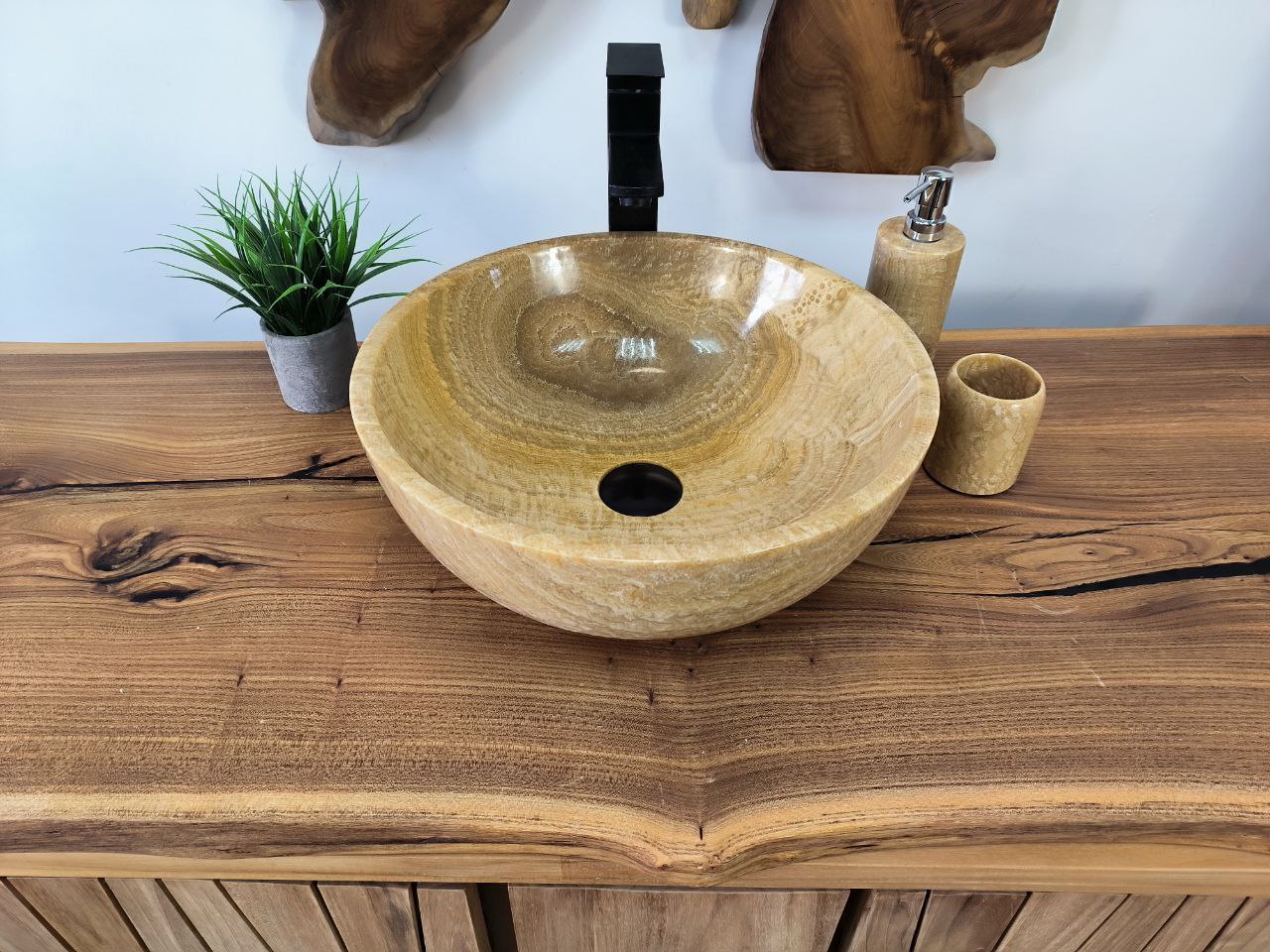 photo_2025-05-15_13-11-55