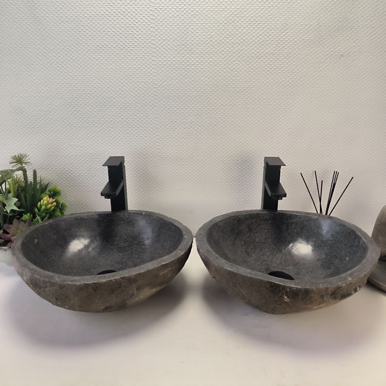 Раковина из речного камня ПАРА! RS-63700 43*40*15 2шт 0126