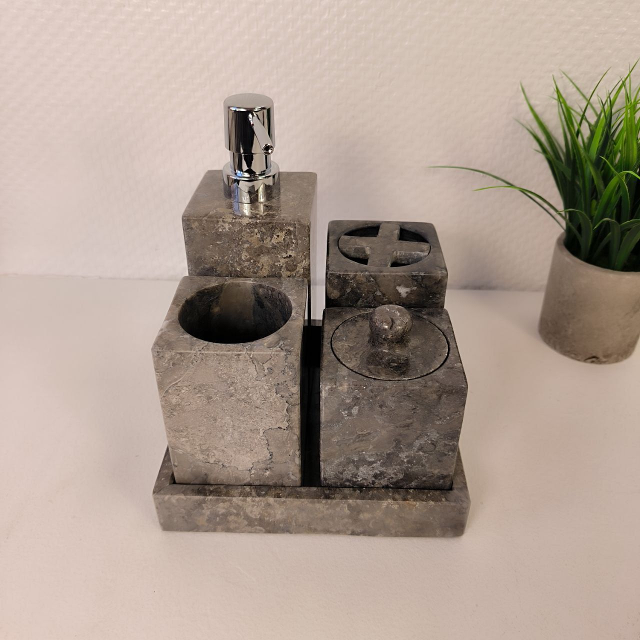 Набор из мрамора 7 предм Bhatroom Set Grey NM-65303 (17см*17см) квадрат 0897
