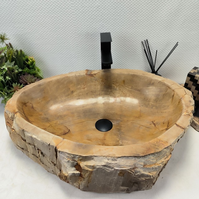 hke2im38q6563ghj9x0npdq8fmeb8n53