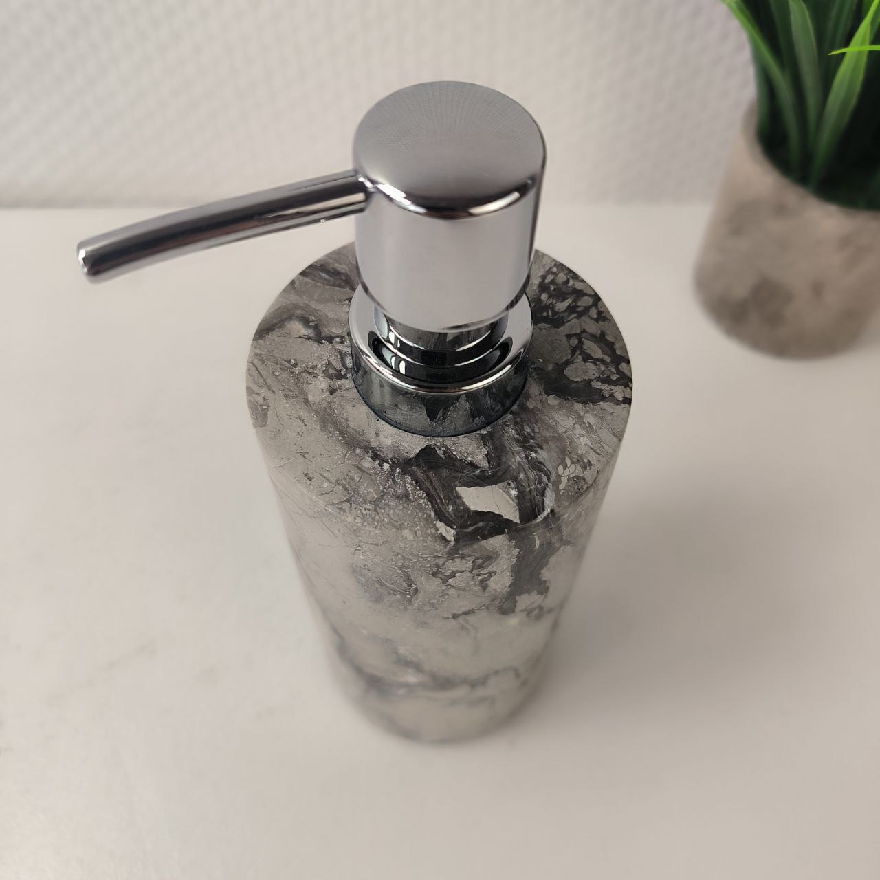 54tnakg8hsys5s33rhoaud3rzuz35u0x