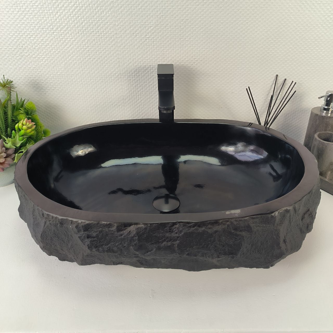 vmeoxjgnanr79vy993os5562hahinffi
