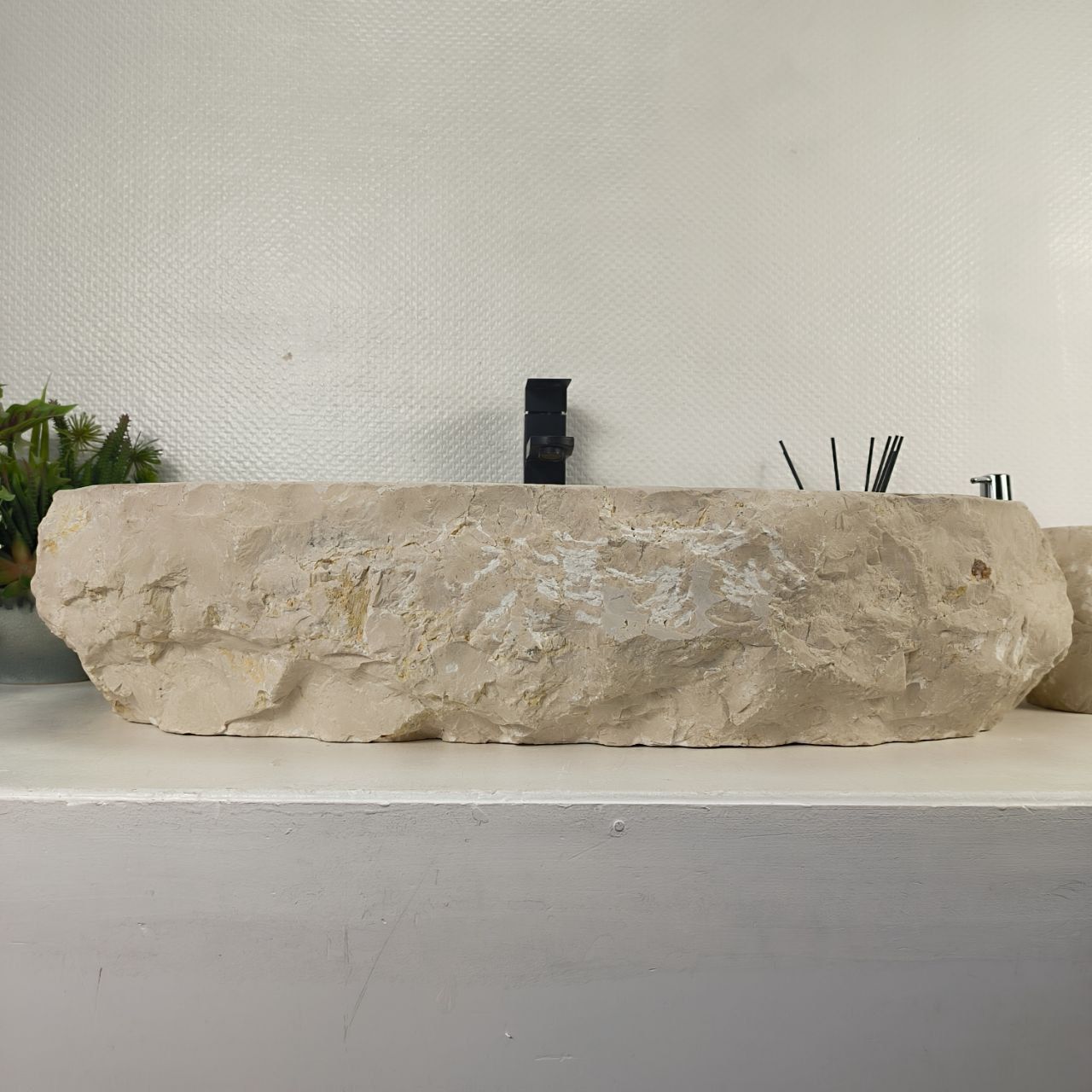 Раковина из мрамора Erozy Cream EM-65109 73*46*16 из натурального камня