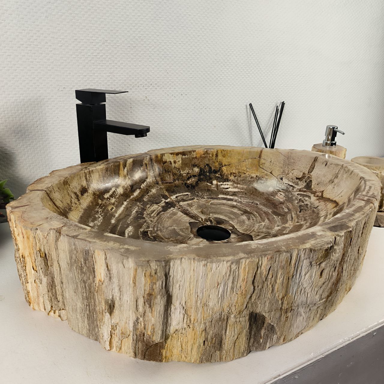 kfqlum4krk1rwoj73m5w0qjv8958kwlw