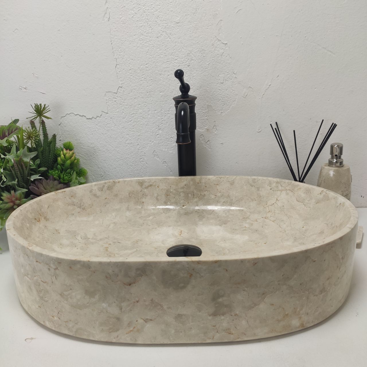 Раковина из мрамора Oval Cream Big OM-61548 60*40*13 из натурального камня